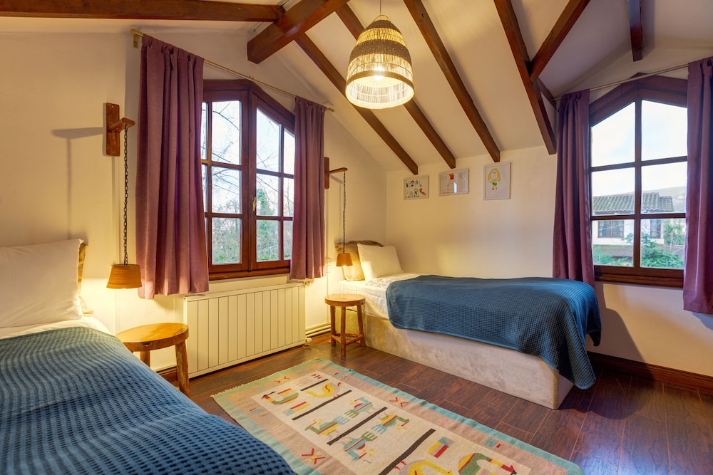 Beta Home Lake House Rezervasyon