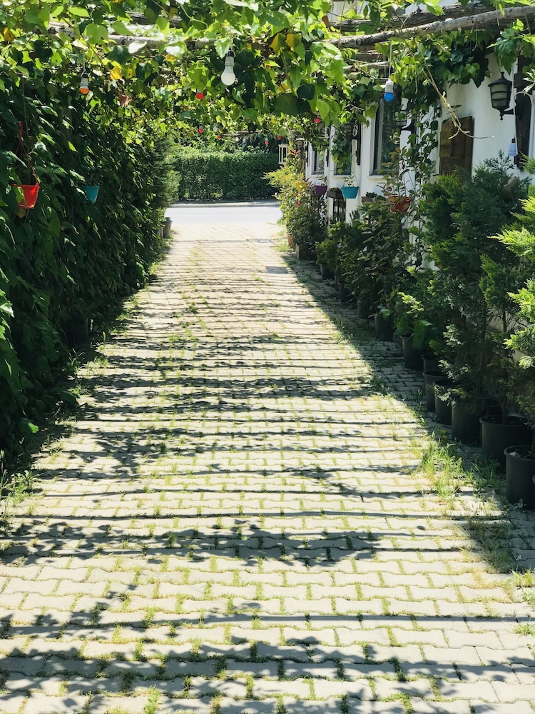 Sahra Motel Rezervasyon