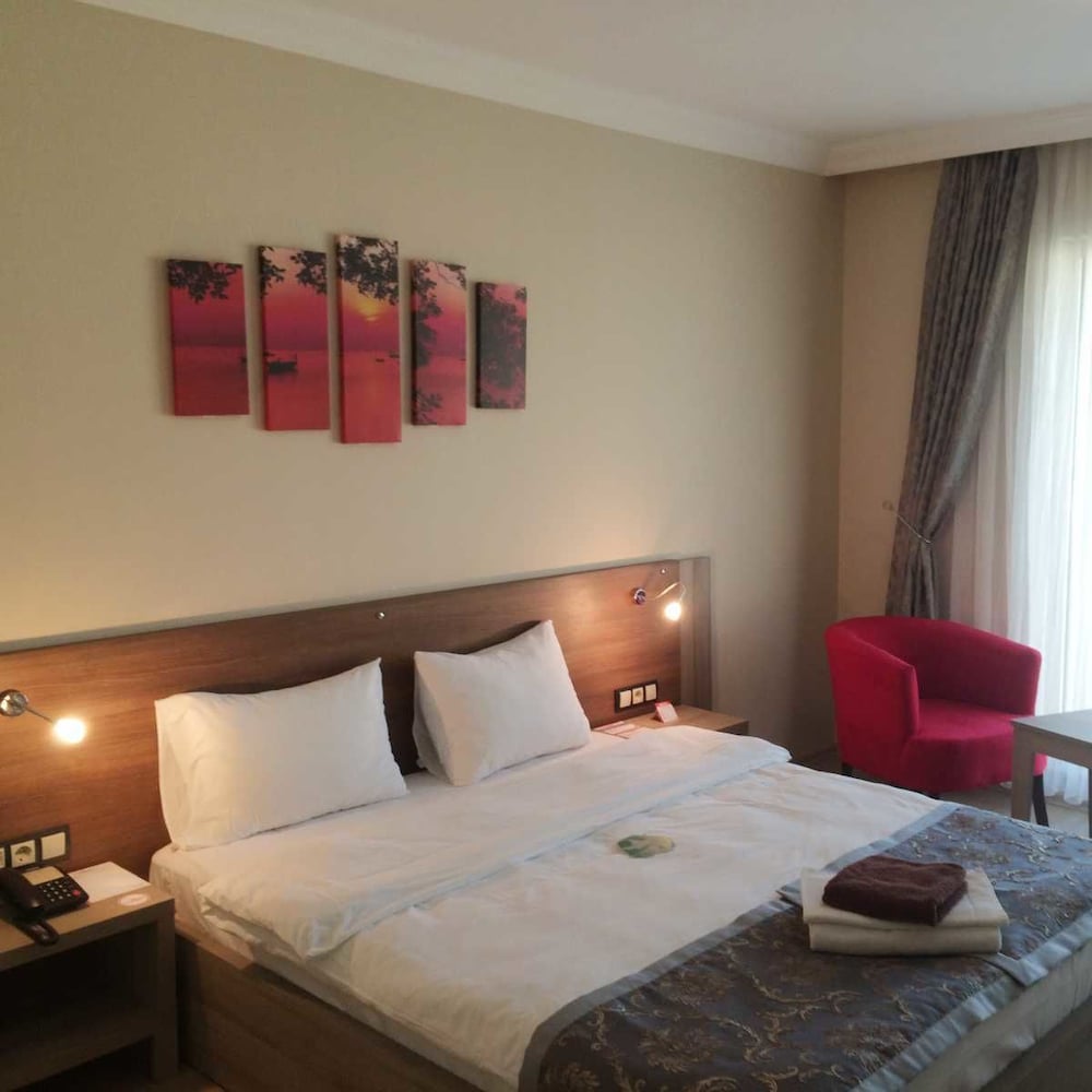 Work & Home Hotel Suites Rezervasyon