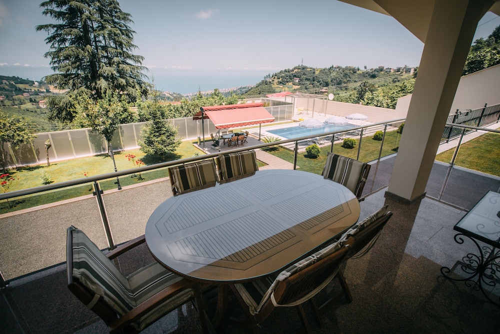 Blue & Green Villa Gursoy Rezervasyon