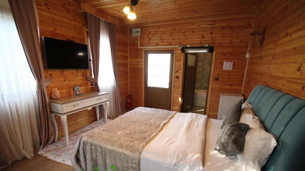 Abant Bahçeli Köşk Rezervasyon