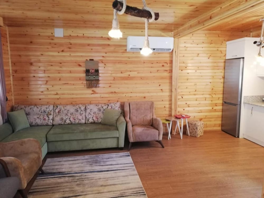 Abant Bahçeli Köşk Rezervasyon