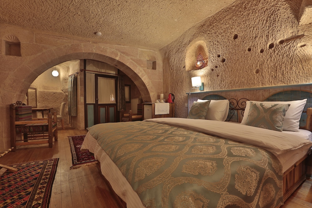 Three Doors Cappadocia Rezervasyon