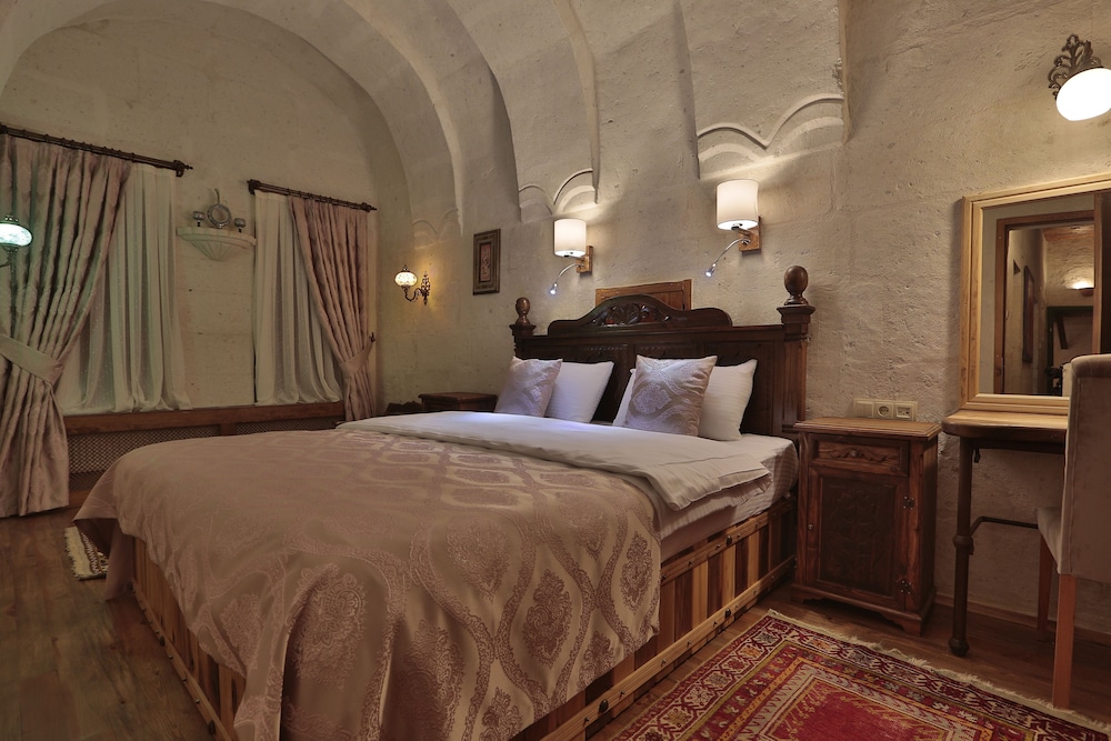 Three Doors Cappadocia Rezervasyon