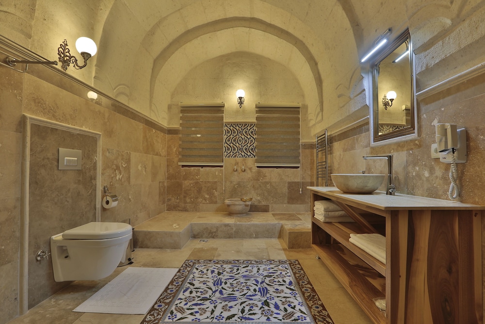 Three Doors Cappadocia Rezervasyon