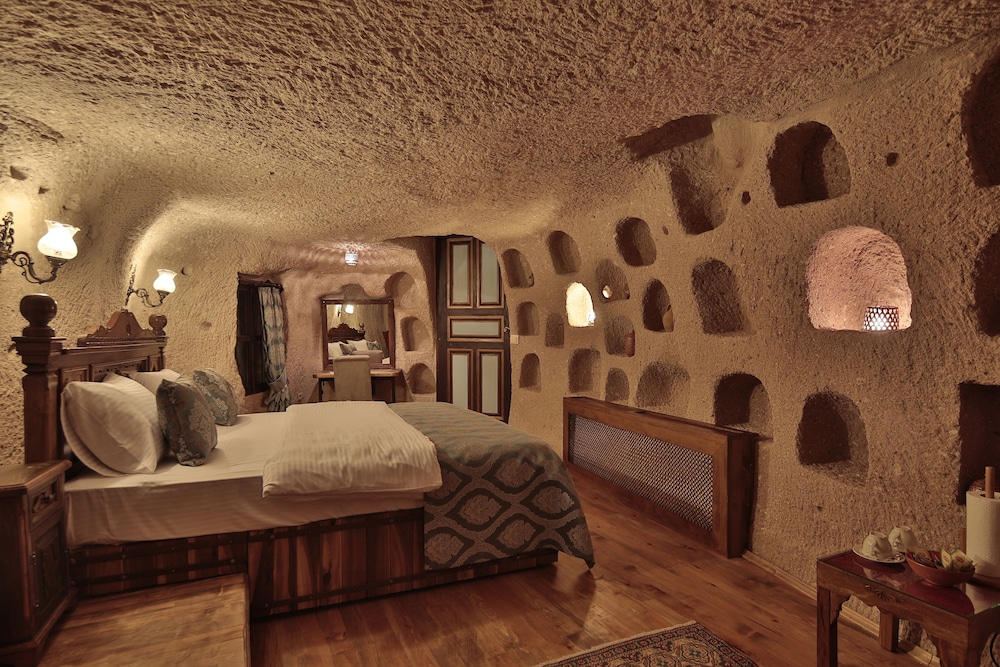 Three Doors Cappadocia Rezervasyon