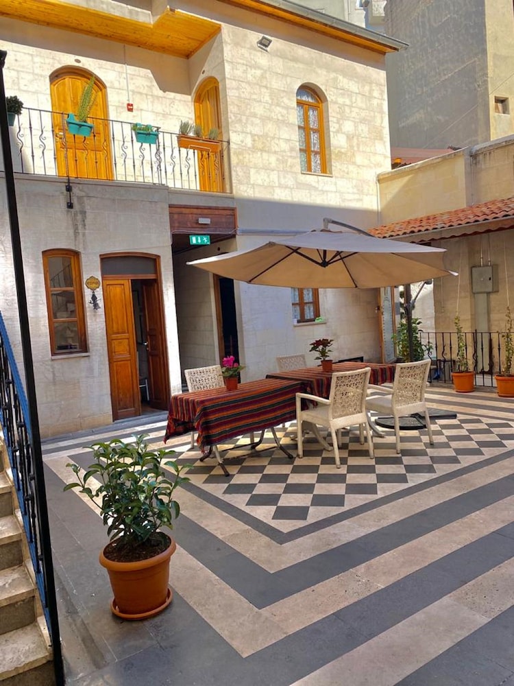 Dilek Hanım Konağı Butik Otel Rezervasyon