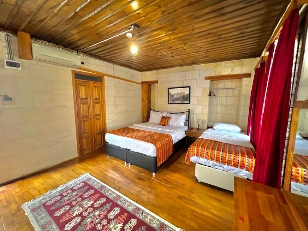 Dilek Hanım Konağı Butik Otel Rezervasyon