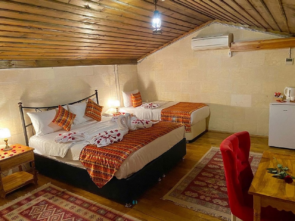 Dilek Hanım Konağı Butik Otel Rezervasyon