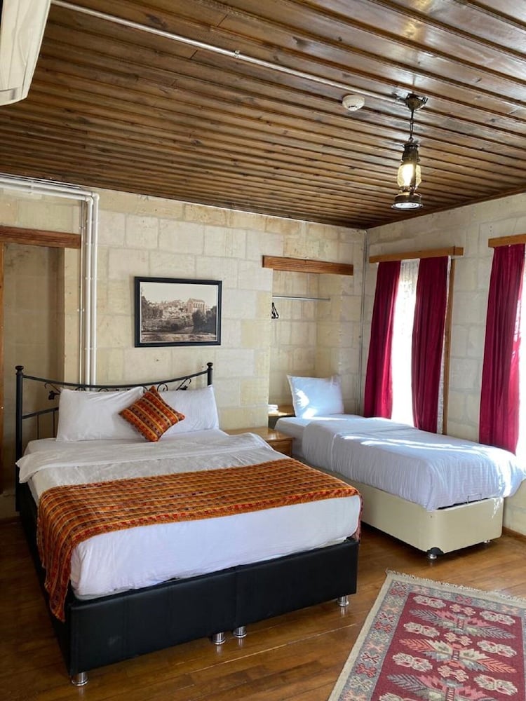 Dilek Hanım Konağı Butik Otel Rezervasyon