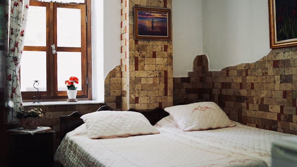 Herakles Butik Otel Rezervasyon