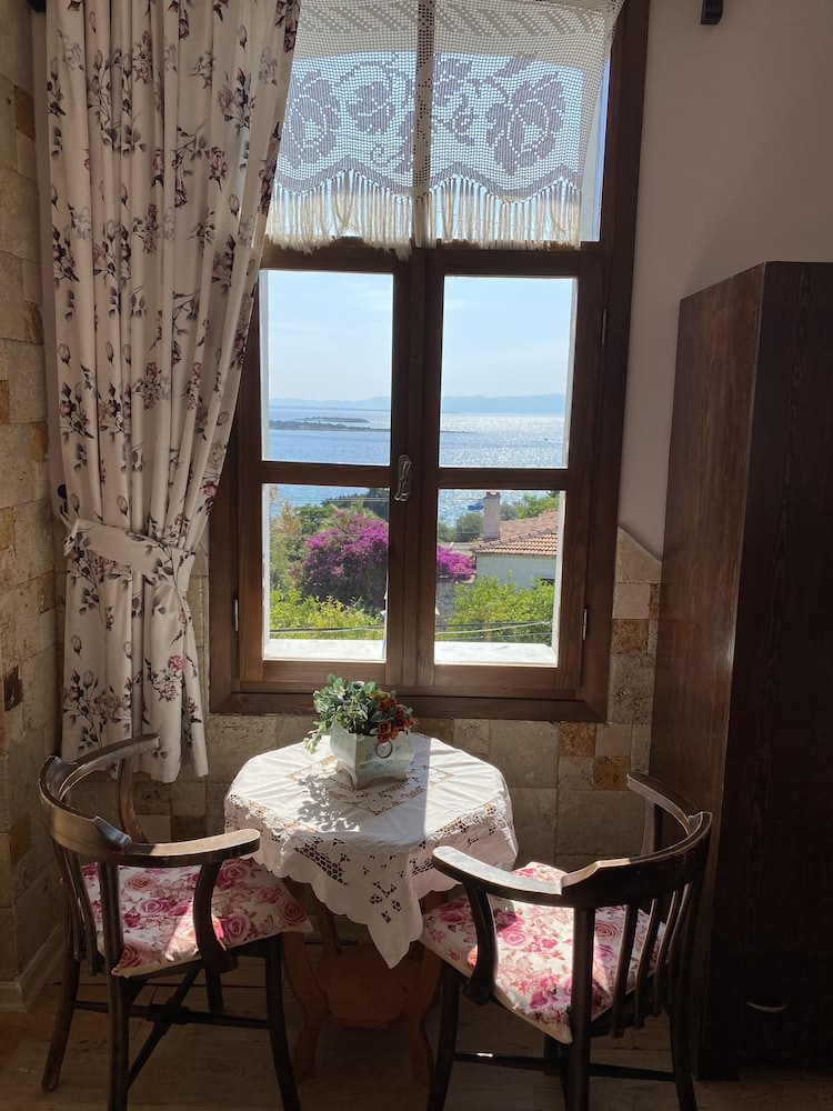 Herakles Butik Otel Rezervasyon