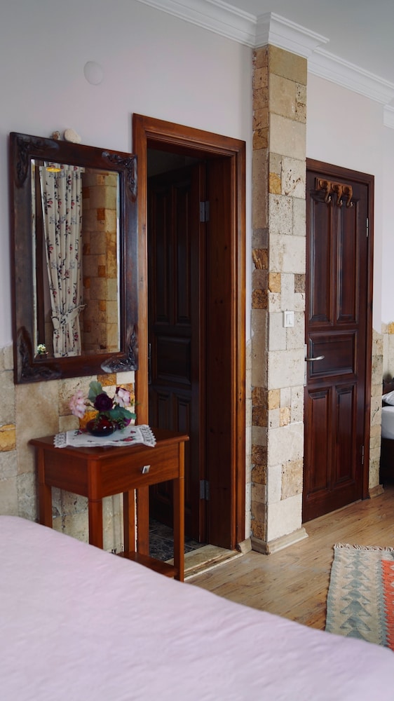 Herakles Butik Otel Rezervasyon