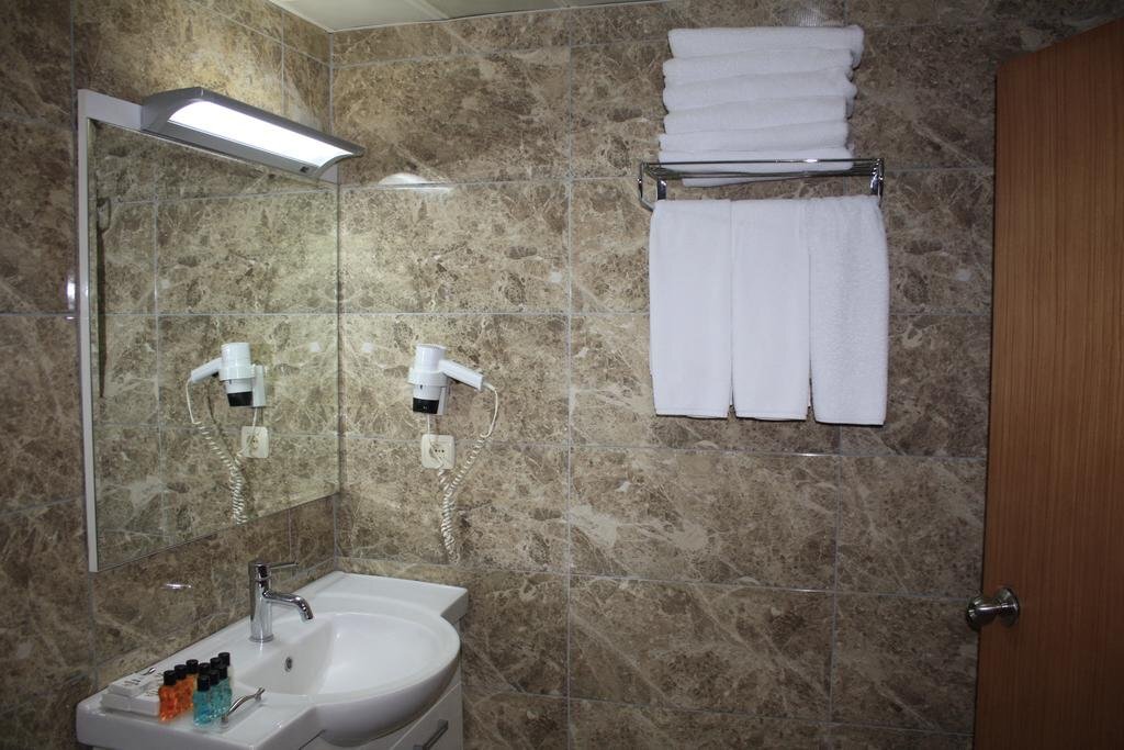 Emin Kocak Hotel Rezervasyon