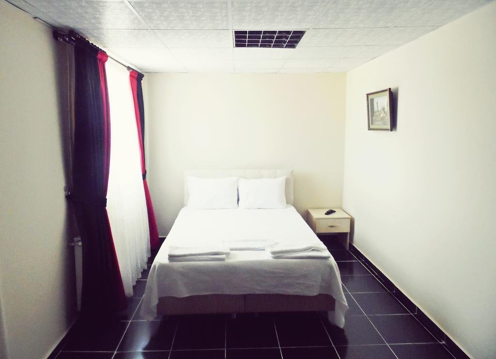 Saral Hotel Rezervasyon