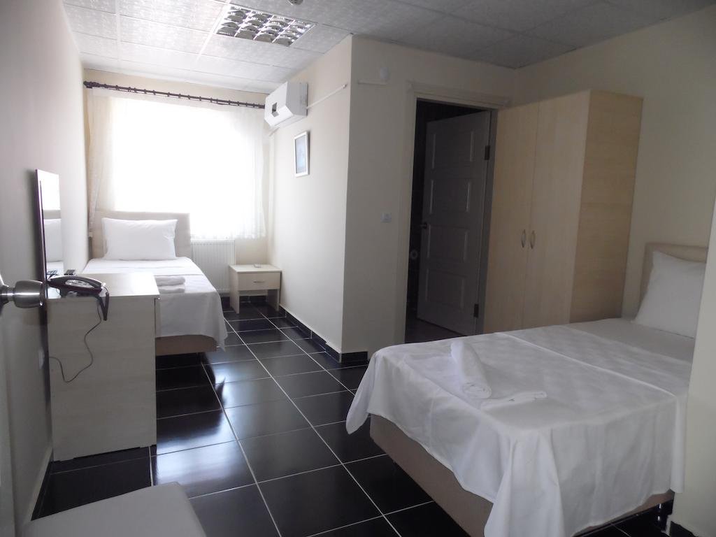 Saral Hotel Rezervasyon