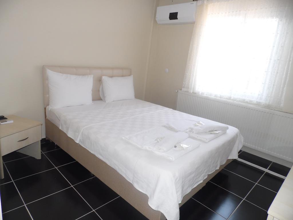 Saral Hotel Rezervasyon