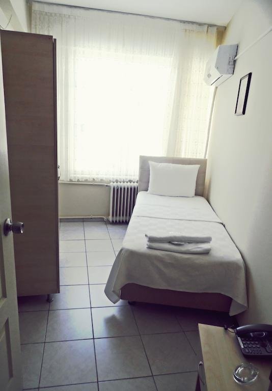 Saral Hotel Rezervasyon