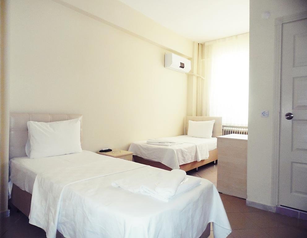 Saral Hotel Rezervasyon