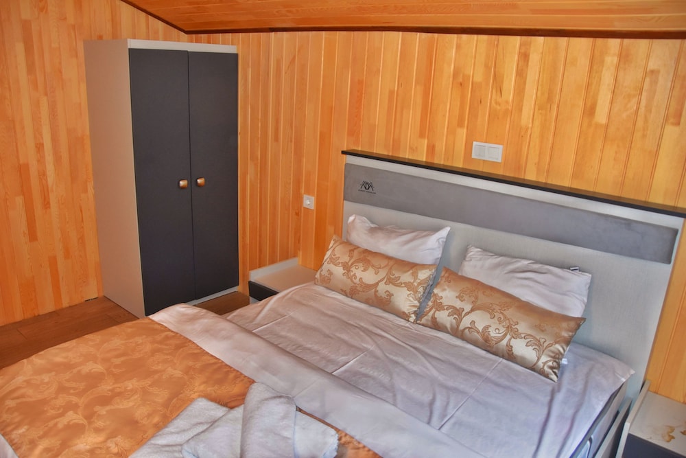 Ada Bungalow Hotel Rezervasyon
