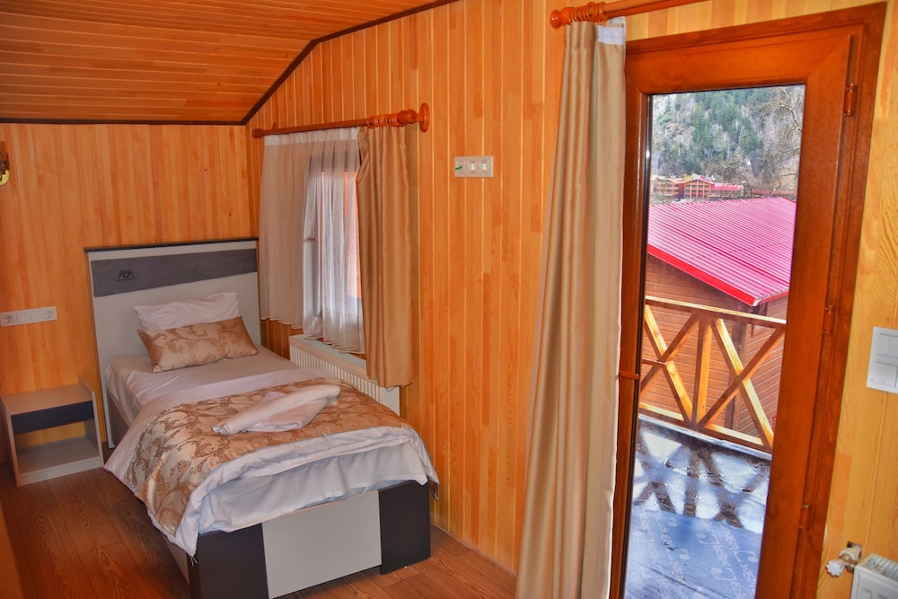 Ada Bungalow Hotel Rezervasyon