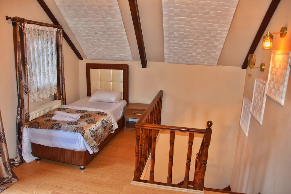 Ada Bungalow Hotel Rezervasyon