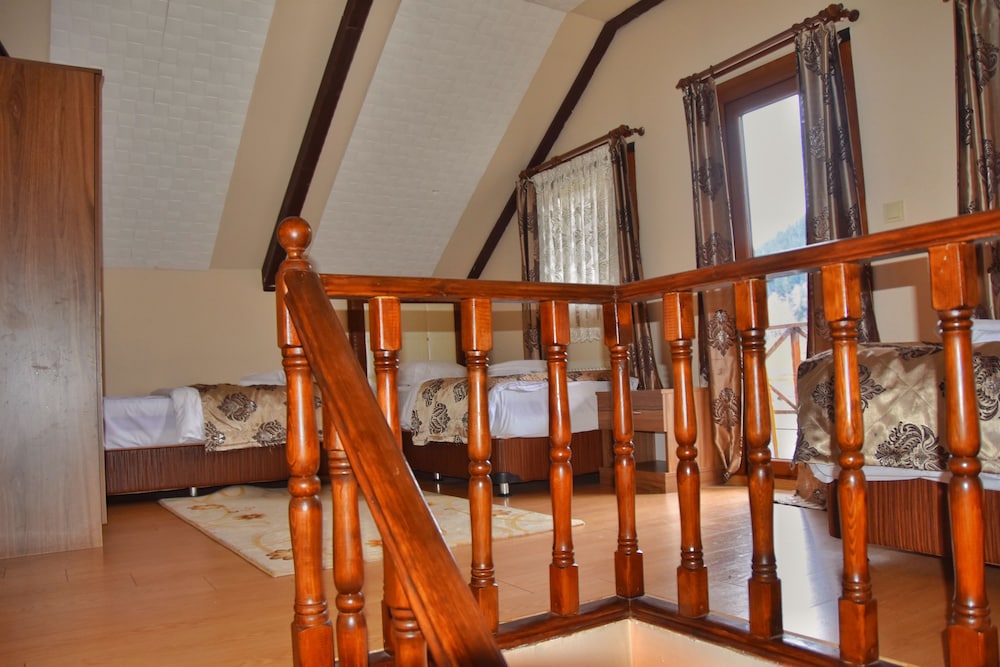 Ada Bungalow Hotel Rezervasyon