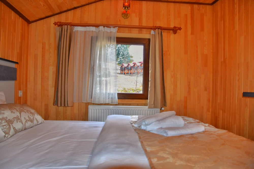 Ada Bungalow Hotel Rezervasyon