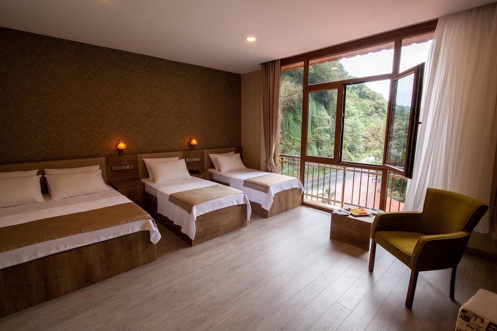 Hanedan Suit Hotel Rezervasyon