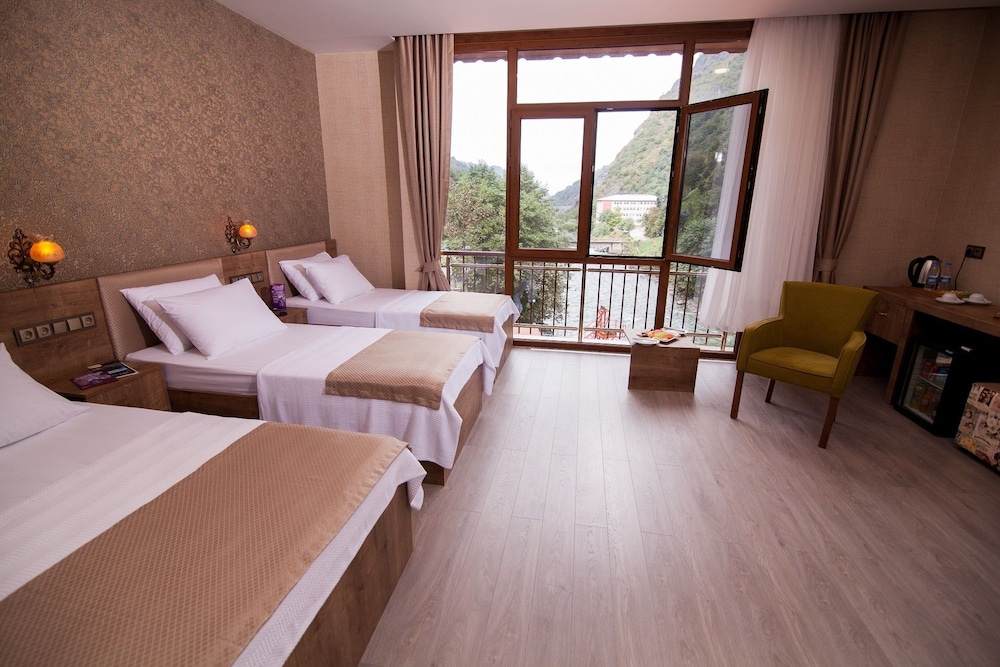 Hanedan Suit Hotel Rezervasyon