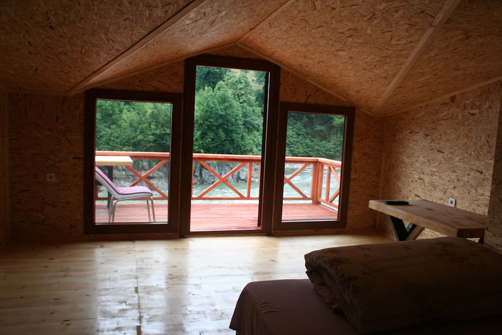 Livadi Hotel Rezervasyon