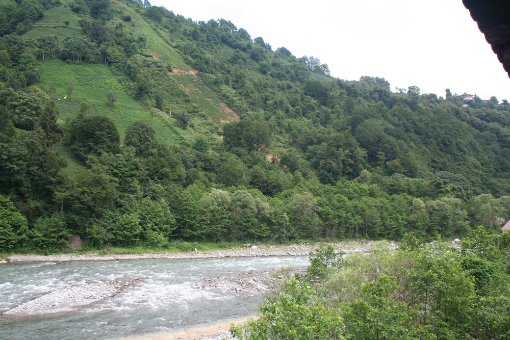 Livadi Hotel Rezervasyon