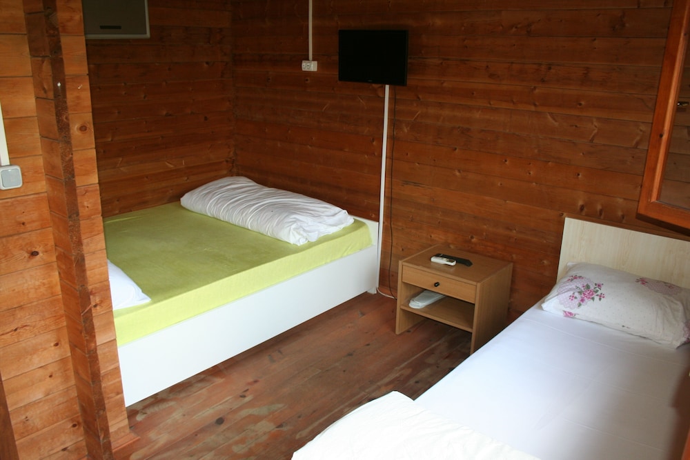 Livadi Hotel Rezervasyon