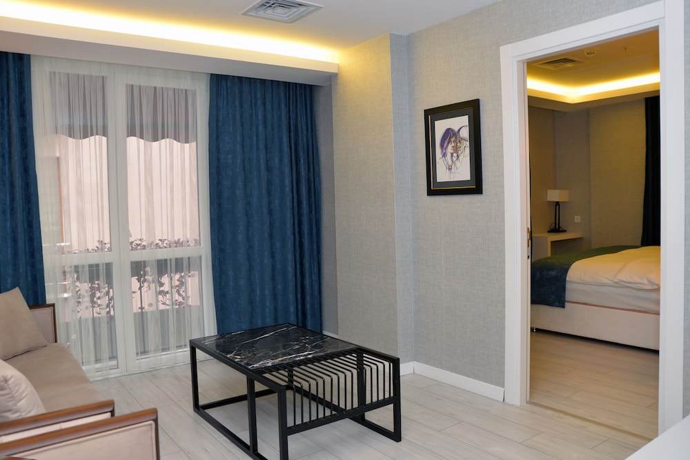 Gardenya Suit Hotel Rezervasyon