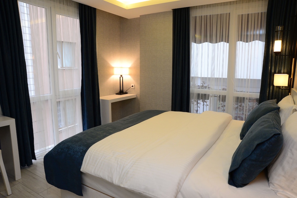 Gardenya Suit Hotel Rezervasyon