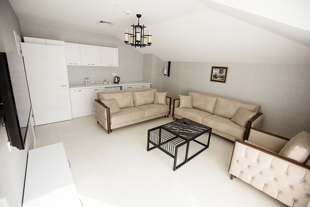 Gardenya Suit Hotel Rezervasyon