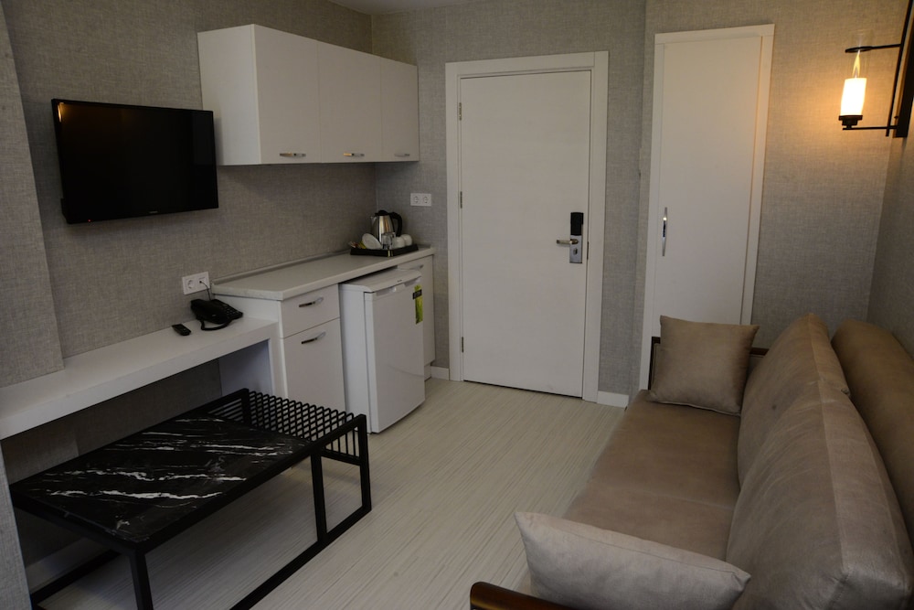 Gardenya Suit Hotel Rezervasyon