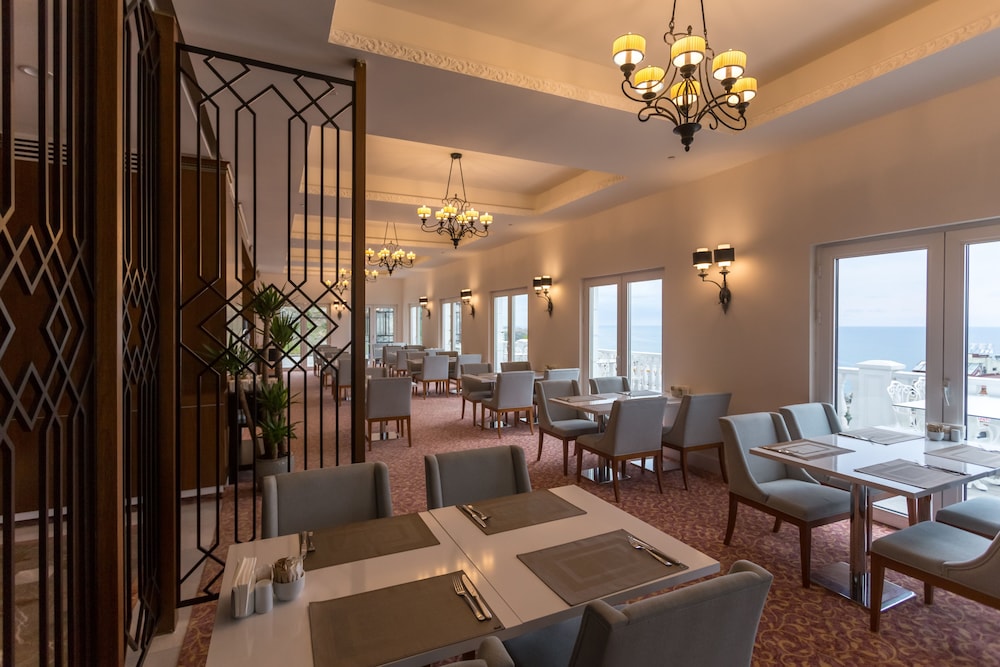 Mell Hotel Rezervasyon