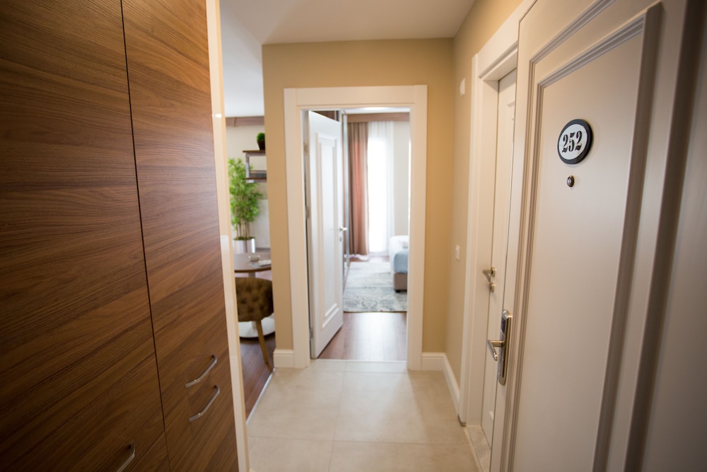 A Royal Suites Rezervasyon