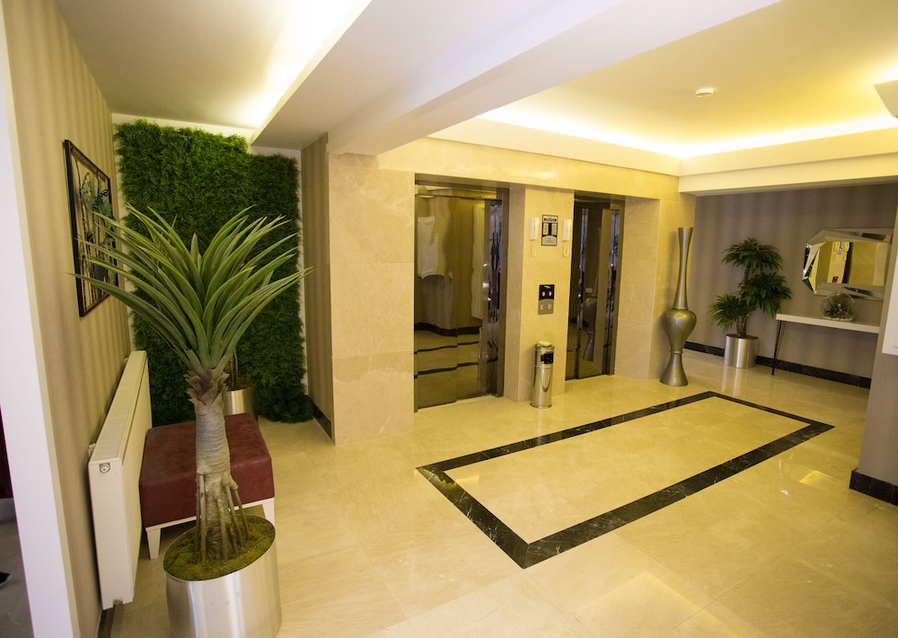 A Royal Suites Rezervasyon