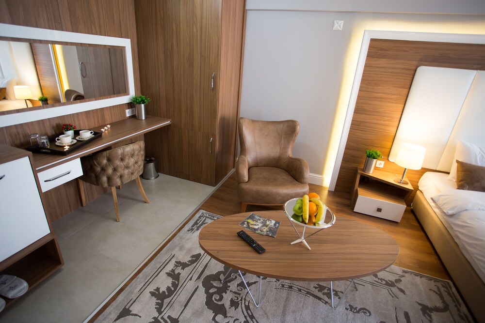 A Royal Suites Rezervasyon