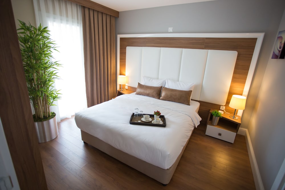 A Royal Suites Rezervasyon