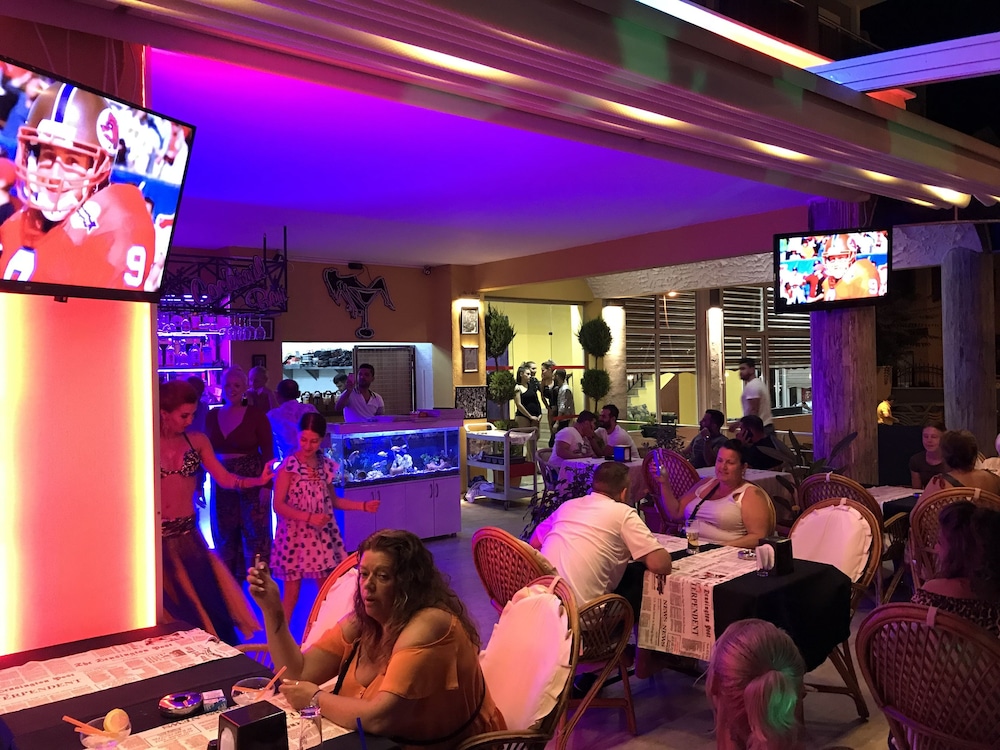 Twenty One Hotel Rezervasyon