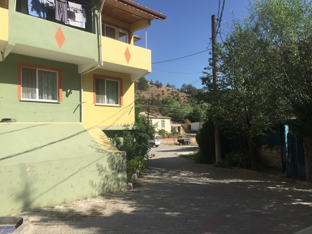 Pavlu Termal Otel Rezervasyon