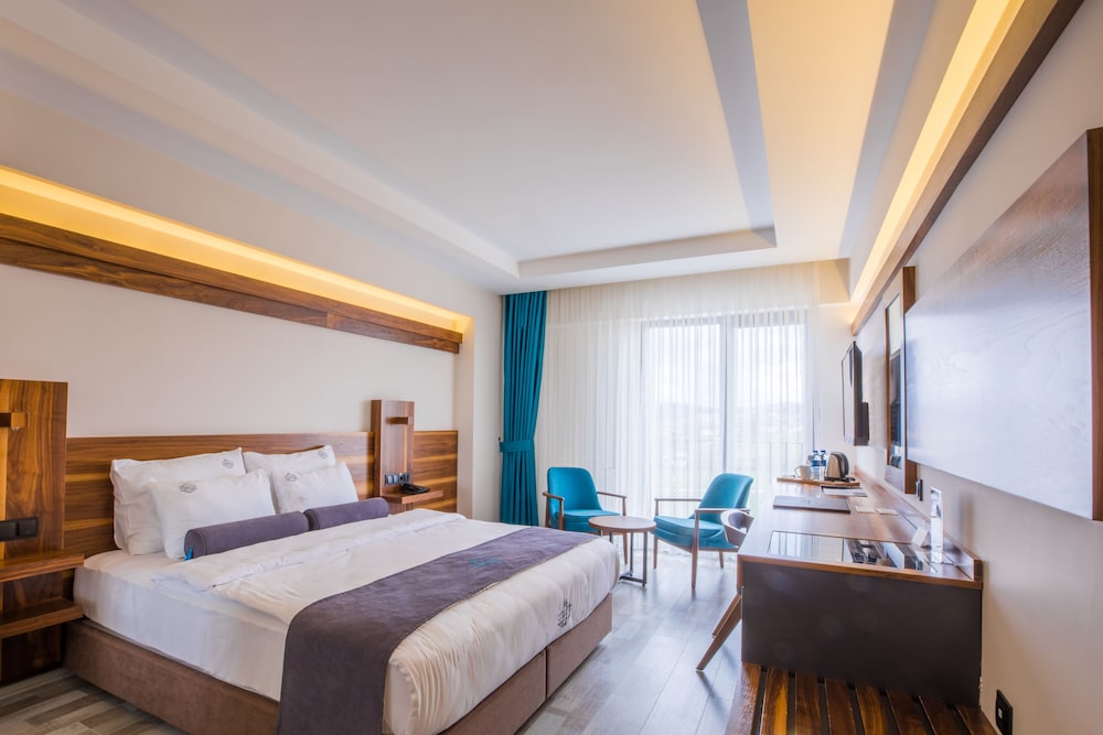Karpalas City Hotel Rezervasyon