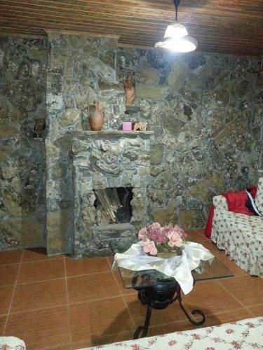 Gökçeada Uysallar Köy Evi Rezervasyon
