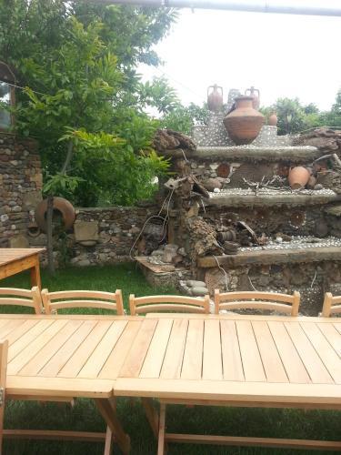 Gökçeada Uysallar Köy Evi Rezervasyon