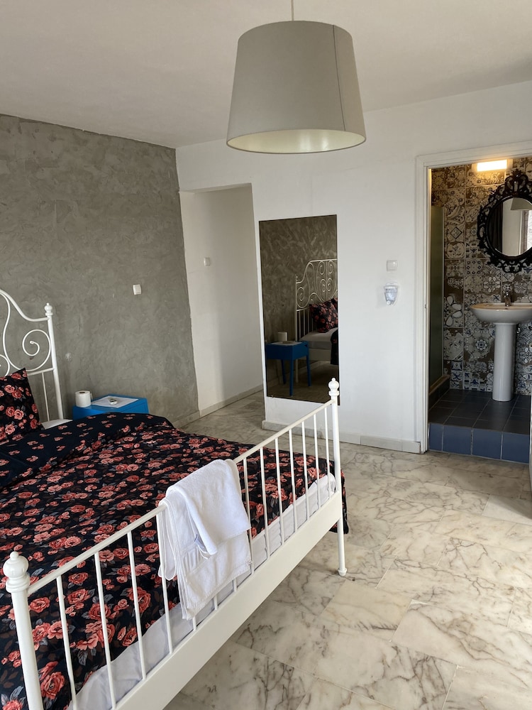 Yali Butik Pansiyon Rezervasyon