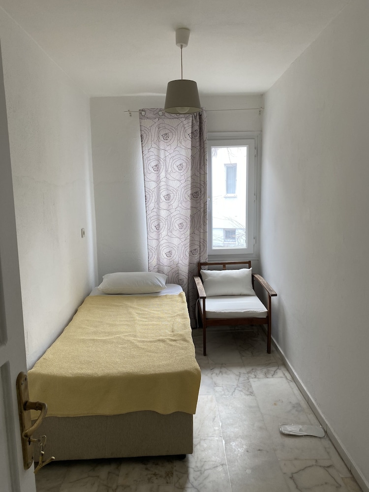Yali Butik Pansiyon Rezervasyon