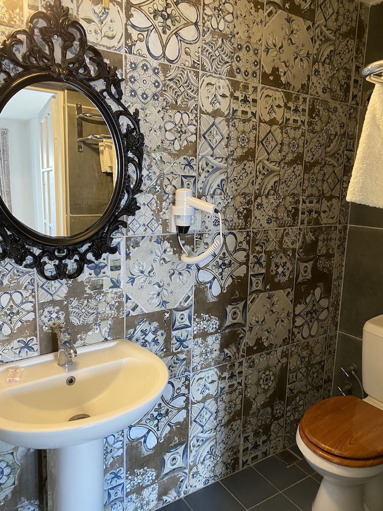 Yali Butik Pansiyon Rezervasyon